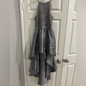 Beautiful silver holiday dress size small.